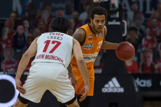 潮摧毁了对 潮摧毁了对