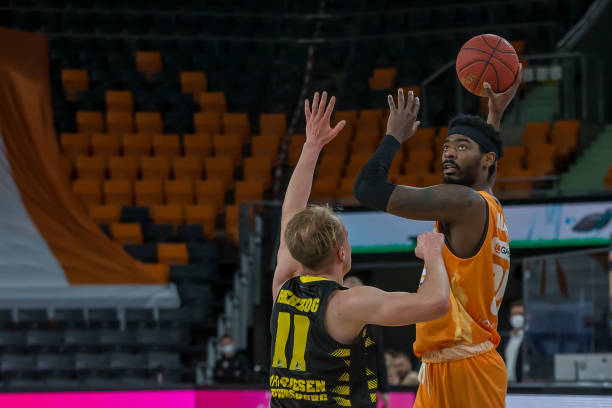 助攻乃至进 助攻乃至进