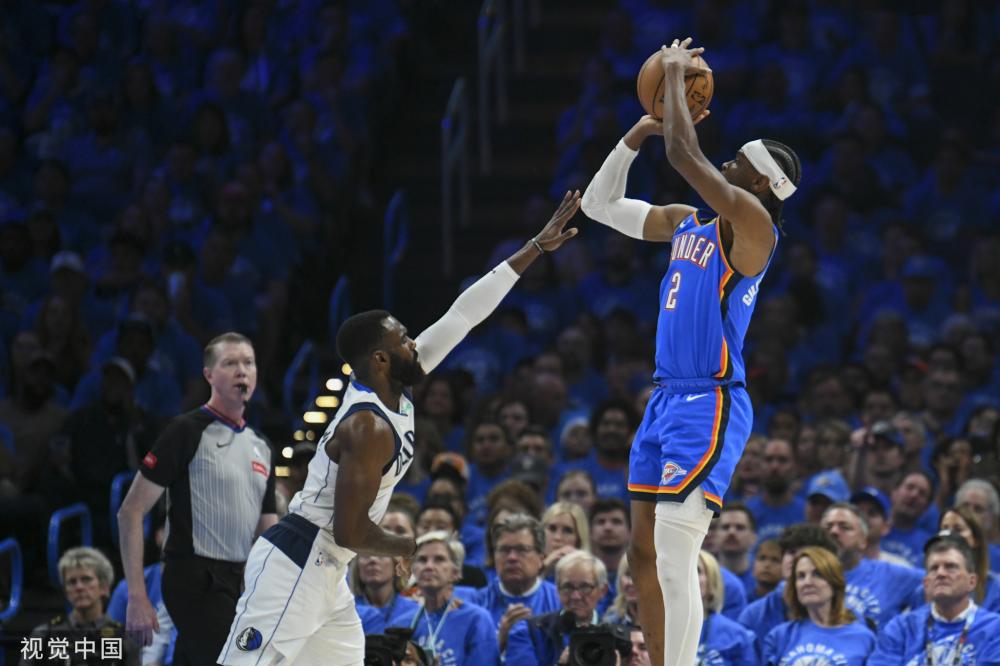 也在团队合 也在团队合