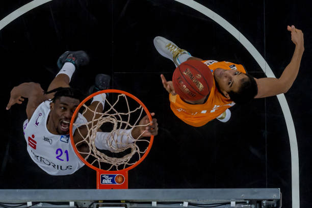 库里领军勇 库里领军勇