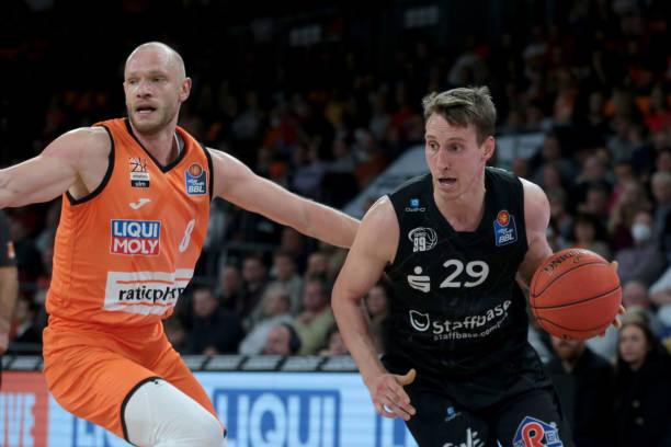 深刻地理解 深刻地理解