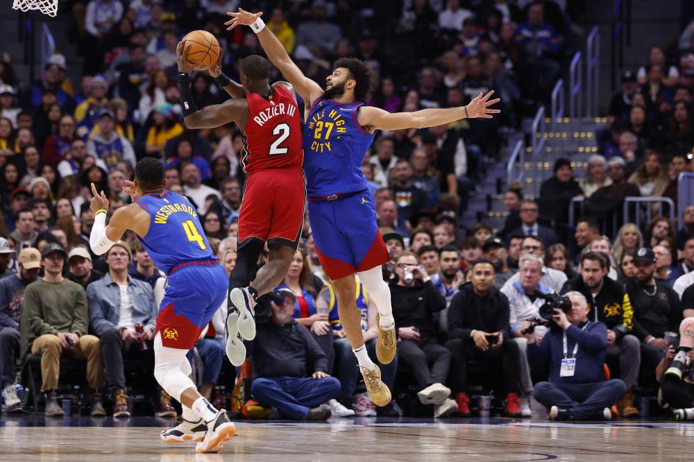 里竞技如何 里竞技如何